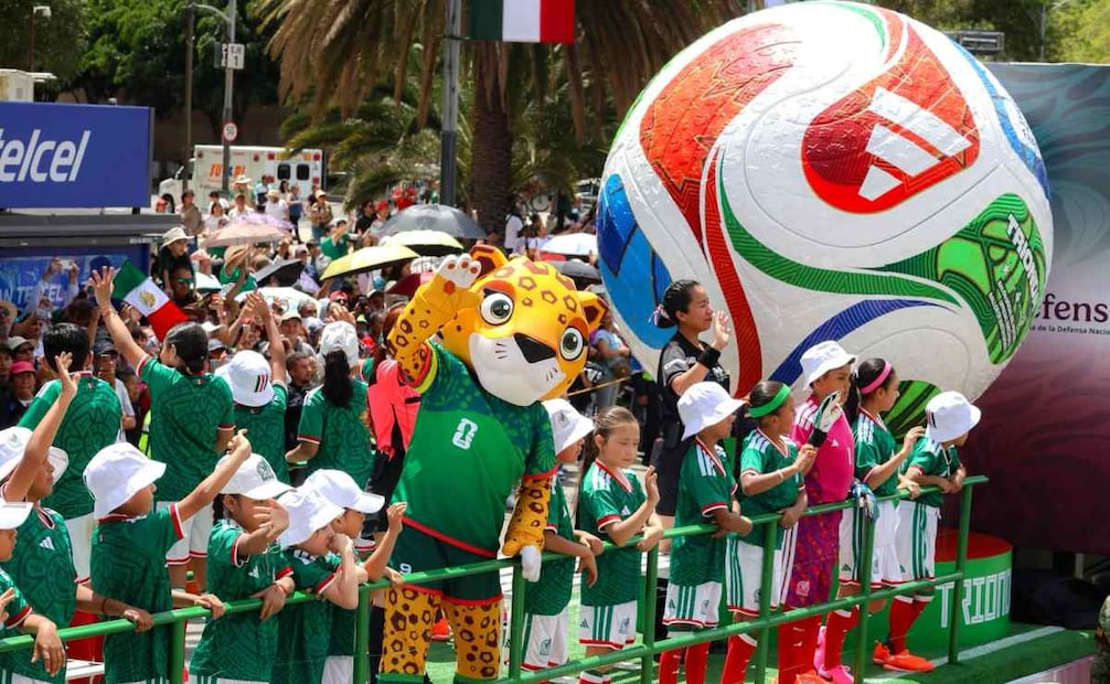 Desfile conmemorativo por el Grito de Independencia: Realizan homenaje a la Selección Mexicana de Futbol (16/09/2026). Foto: Osmar Alvarado / EL UNIVERSAL