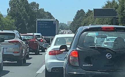 “La carretera a Cuerna es un gran estacionamiento”; abarrotan caseta de Tlalpan por "puente"