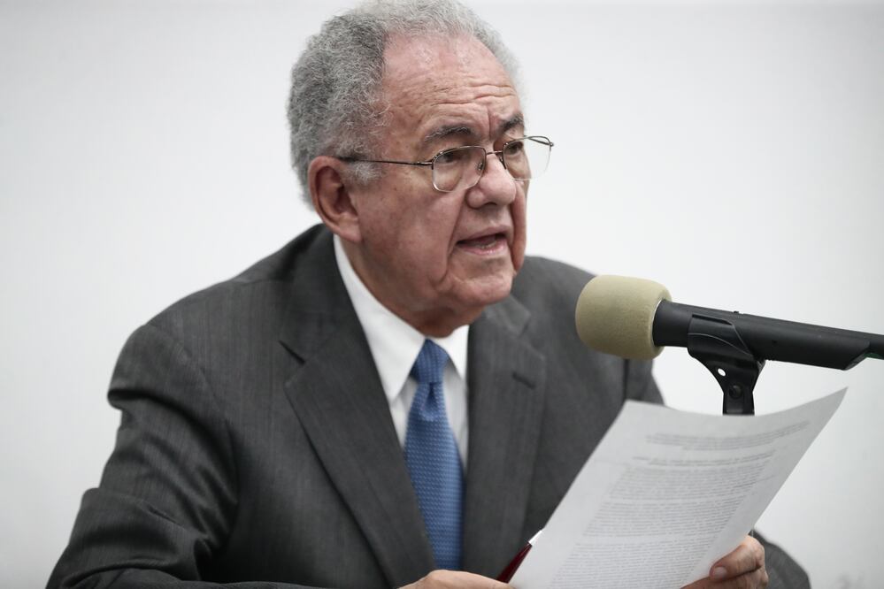 El secretario de Comunicaciones y Transportes, Javier Jiménez Espriú. Foto: Archivo