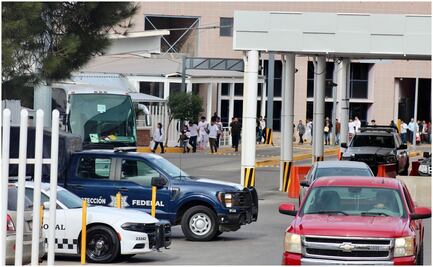 Decenas de migrantes son deportados a Nogales, Sonora; son trasladados a albergues