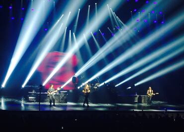 Maná recuerda a Juanga en concierto en Monterrey