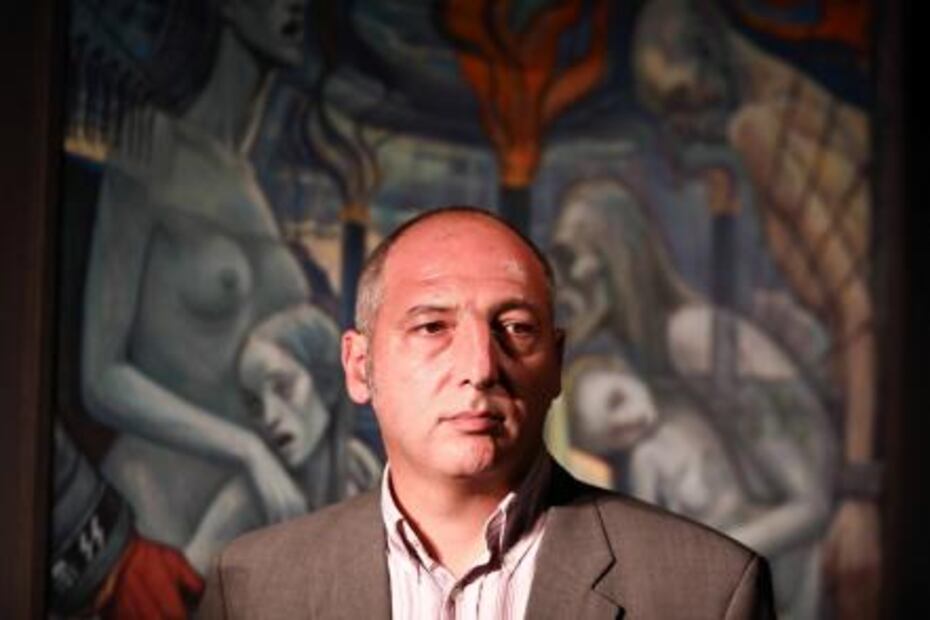 Auschwitz Memorial exhibe obras del horror de un sobreviviente