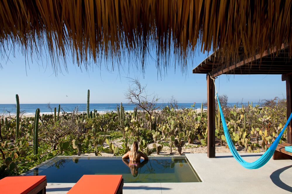 Las cabañitas de Hotel Escondido, en la costa de Oaxaca, disponen de alberca privada. (Foto: Cortesía Design Hotels)