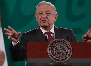 Con dedicatoria a la oposición, cantantes afines a AMLO le componen tema de cumpleaños