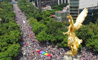 Organizadores de la 48 Marcha del Orgullo LGBTTTIQA+ exigen libre tránsito; "el Zócalo es nuestro y a él llegaremos"