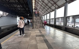 Metro acuerda retiro de ambulantes en 8 estaciones de la Línea B ubicadas en Ecatepec; reordenan comercio en andenes