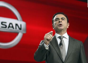 Carlos Ghosn apoyará a jóvenes en su ciudad natal