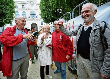 Macron pierde otro primer ministro y se agrava crisis