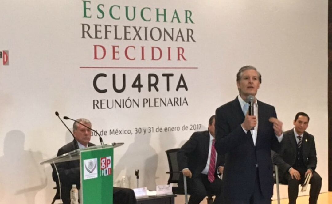 El aspirante a la candidatura del PRI a la gubernatura del Estado de México, Alfredo Del Mazo. Foto: Horacio Jiménez