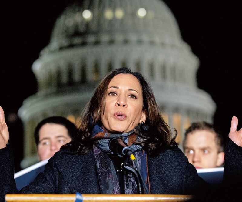 Kamala Harris es virtual candidata a la vice presidencia de EU, compañera de Biden. JOSE LUIS MAGANA. AP