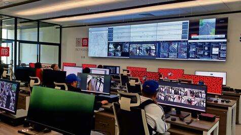 Vigilan Metrobús en tiempo real