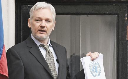 Fiscalía sueca interrogará a Julian Assange el 14 de noviembre 