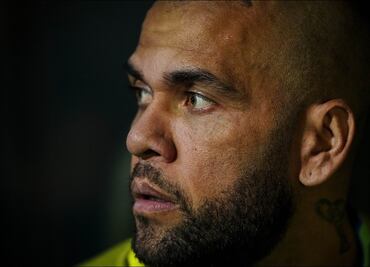 Dani Alves reaparece en redes sociales tras haber salido de la cárcel