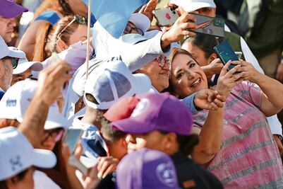 ‘AMLO, alcahuete y protege a corruptos’