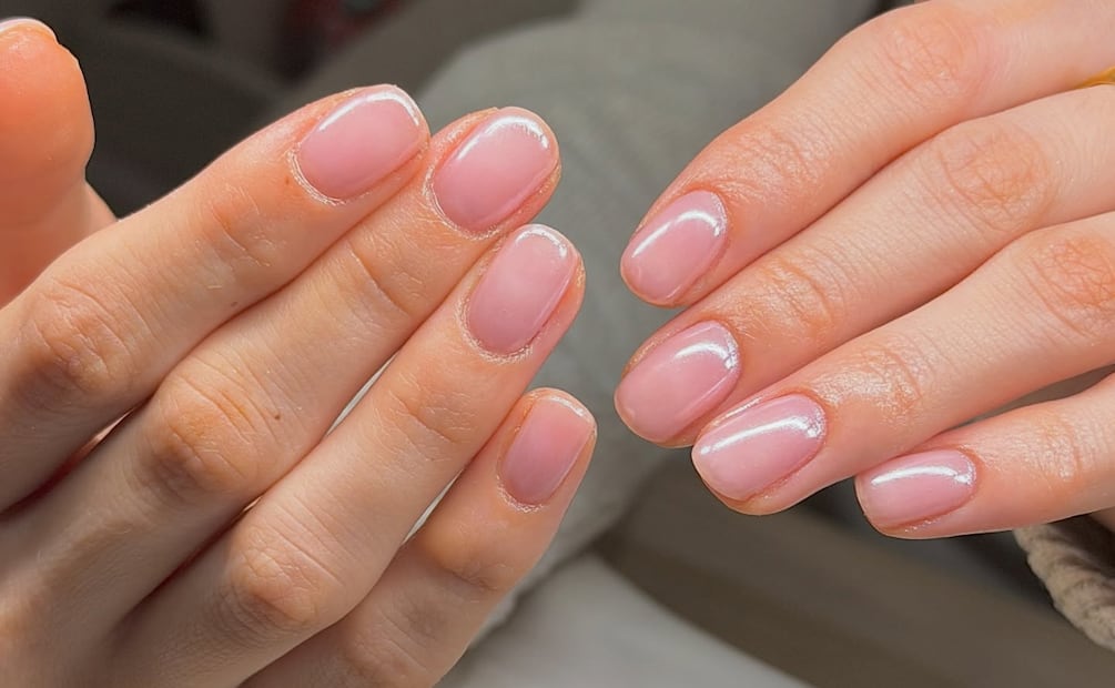 Una manicura natural en tendencia. Foto: Instagram @beautyboxcardiff