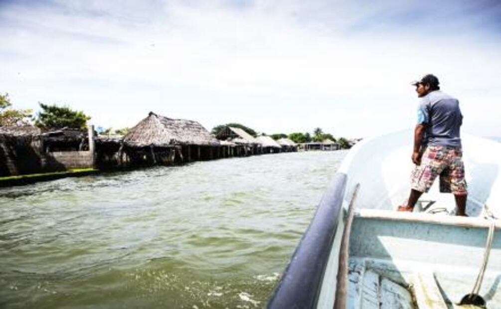 Terremoto y lluvias tronaron a familias de Playa Vicente en Oaxaca