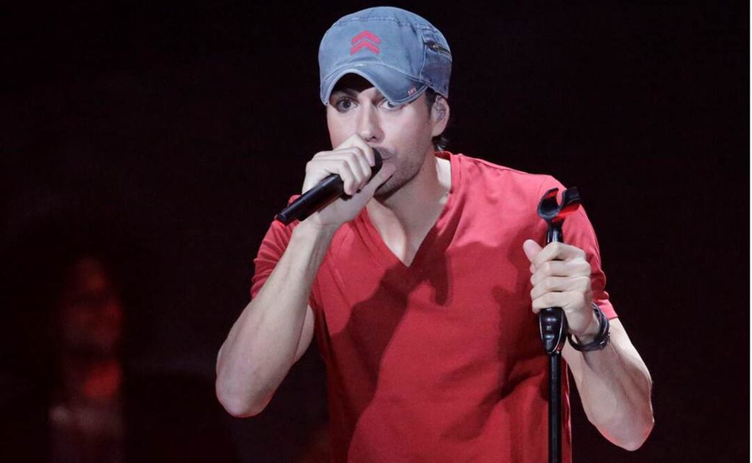 Los cargos de obstrucción a la autoridad y conducir con un carné suspendido que pesaban sobre el cantante fueron retirados. FOTO:Archivo