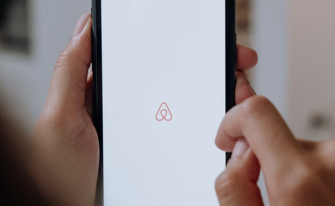 Airbnb generó una guía para las personas anfitrionas explicando sus obligaciones fiscales ante el SAT. Imagen: Pexels