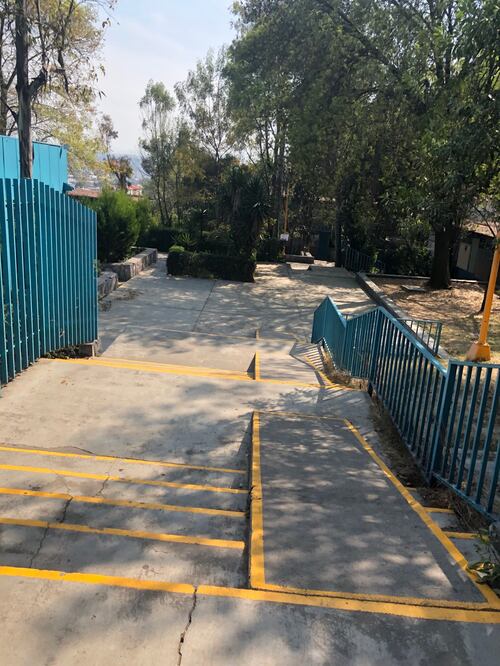 Imagen del interior del CCH Naucalpan, tras ser recuperado por estudiantes. Foto: @CCHUNAM