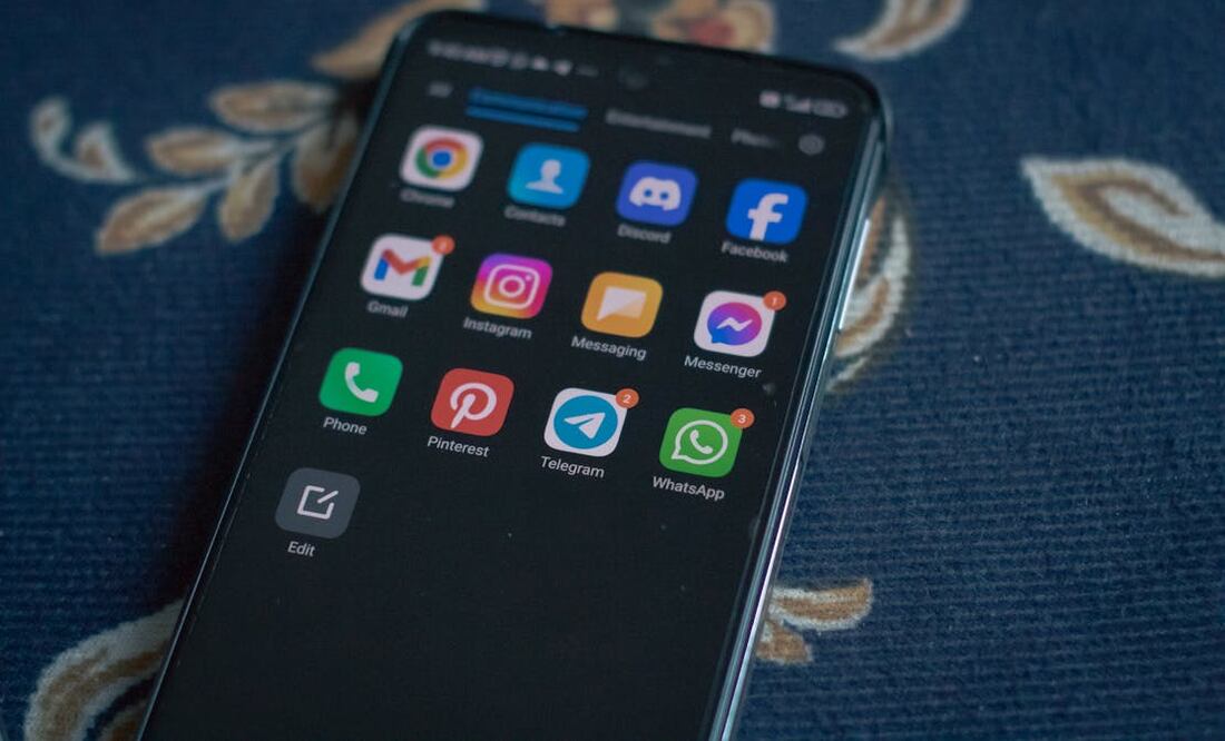 Aprende a crear un acceso directo a un contacto de WhatsApp. Foto: Pexels