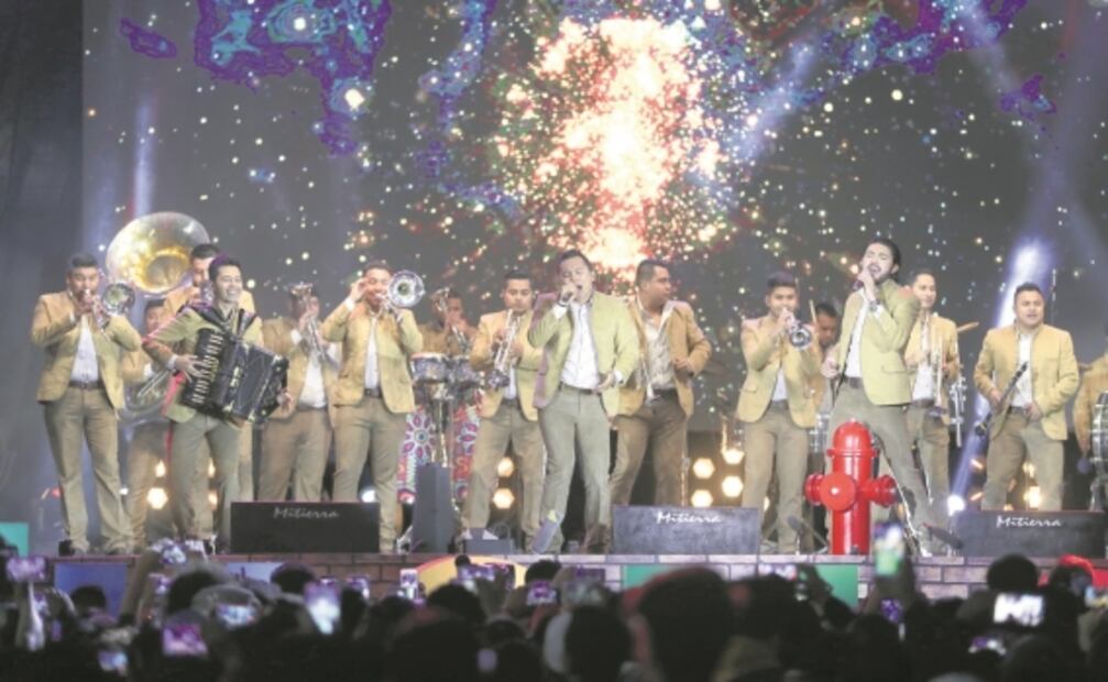 Edwin y La Trakalosa festejan por partida triple