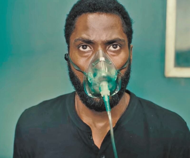 Tenet, filme de Christopher Nolan, sería el que reabra las salas el 17 de julio. Foto: WARNER PICTURES