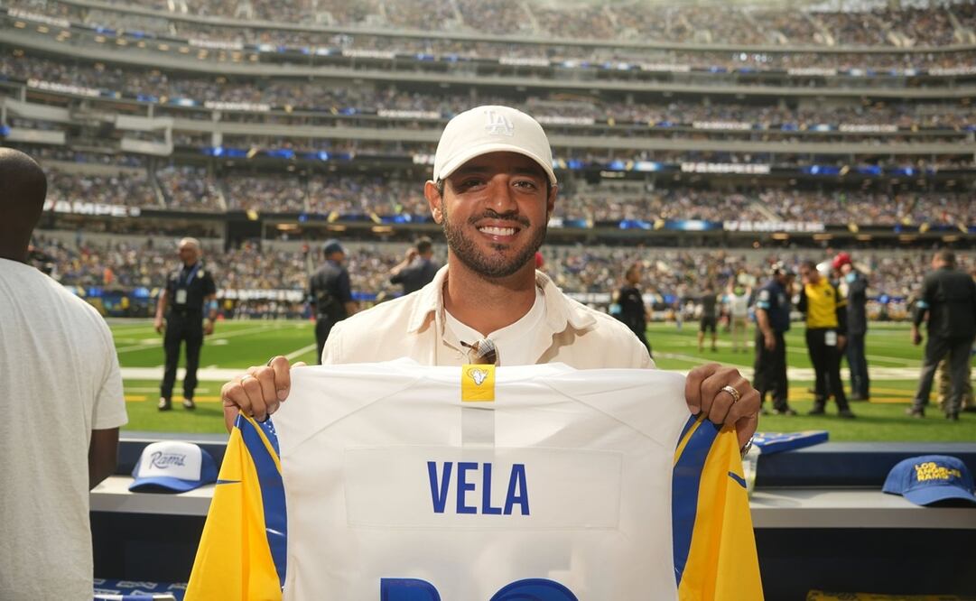 Carlos Vela es el invitado especial en el juego de Los Angeles Rams y Green Bay