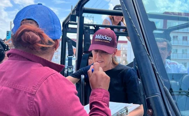 Colectivo de Tamaulipas llega hasta la presidenta Sheinbaum; piden que se retomen avances del Centro de Identificación Humana