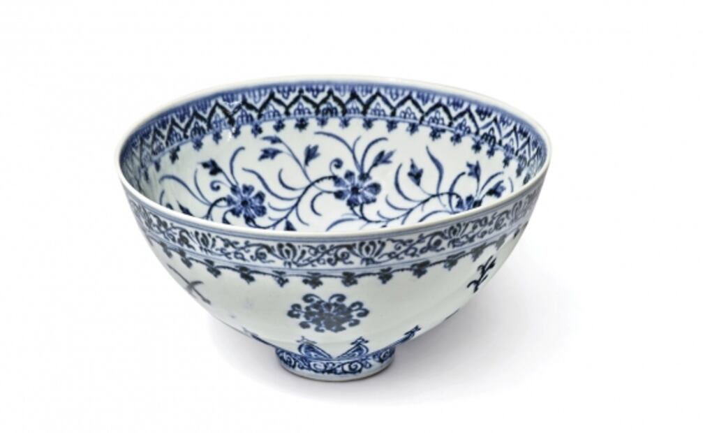 Esta rara porcelana china del XV pasó de una venta de garaje a subastarse por miles de dólares