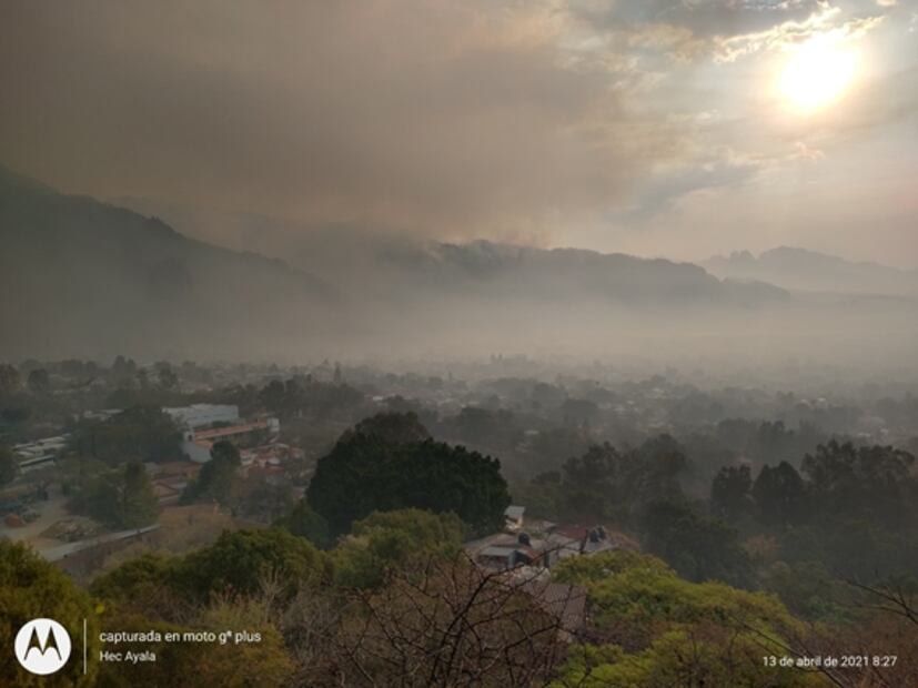 Piden a pobladores de Tepoztlán resguardarse por incendio