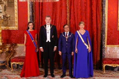 Gustavo Petro rompe el protocolo y rechaza usar frac en cena de gala con los reyes de España. ¿Por qué?