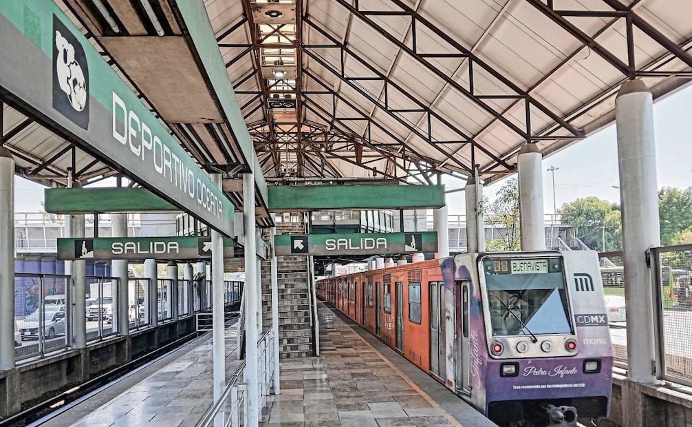 La Línea B del Metro (Buenavista-Ciudad Azteca) fue inaugurada en 1999 y traslada a 401 mil personas al día. Foto: Gabriel Pano / EL UNIVERSAL