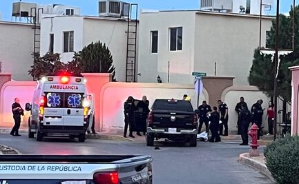 Matan a dos policías que custodiaban a supuesto empresario en Ciudad Juárez; se trató de un ataque directo contra el hombre