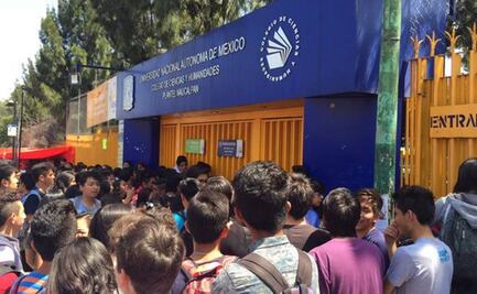 Alumnos cierran CCH Naucalpan; exigen seguridad