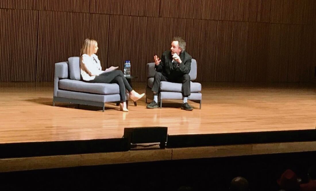 Burton ofreció una master class en el Centro Cultural Roberto Cantoral (HUMBERTO MONTOYA. EL UNIVERSAL)