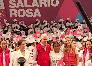 Entregan Salario Rosa a más de 4 mil mujeres en Naucalpan