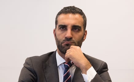 Simón Levy en tres actos: una llamada, un par de (supuestos) balazos y una aclaración; aquí el caso completo