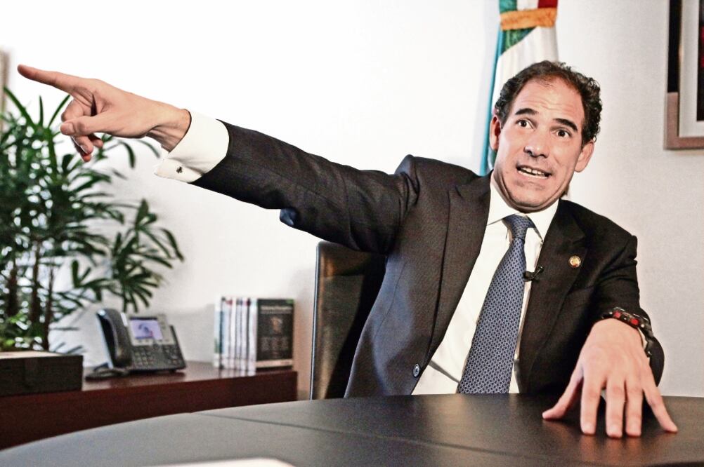 El senador Pablo Escudero ( PVEM) rechaza los señalamientos de Gustavo de Hoyos, presidente de Coparmex, y le abrió las puertas de la Cámara de Senadores para revisar la Ley 3 de 3 (LUCÍA GODÍNEZ. EL UNIVERSAL)