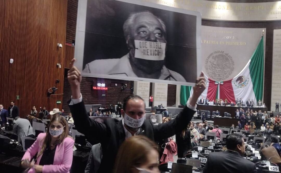 Las bancadas del PRI, PAN, PRD y MC en la Cámara de Diputados abandonaron el pleno en rechazo al llamado Plan B del Presidente Andrés Manuel López Obrador, en materia electoral. Foto: Antonio Lópex/EL UNIVERSAL 