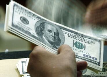 Dólar sube tres centavos; se vende en $19.23 en bancos de la CDMX