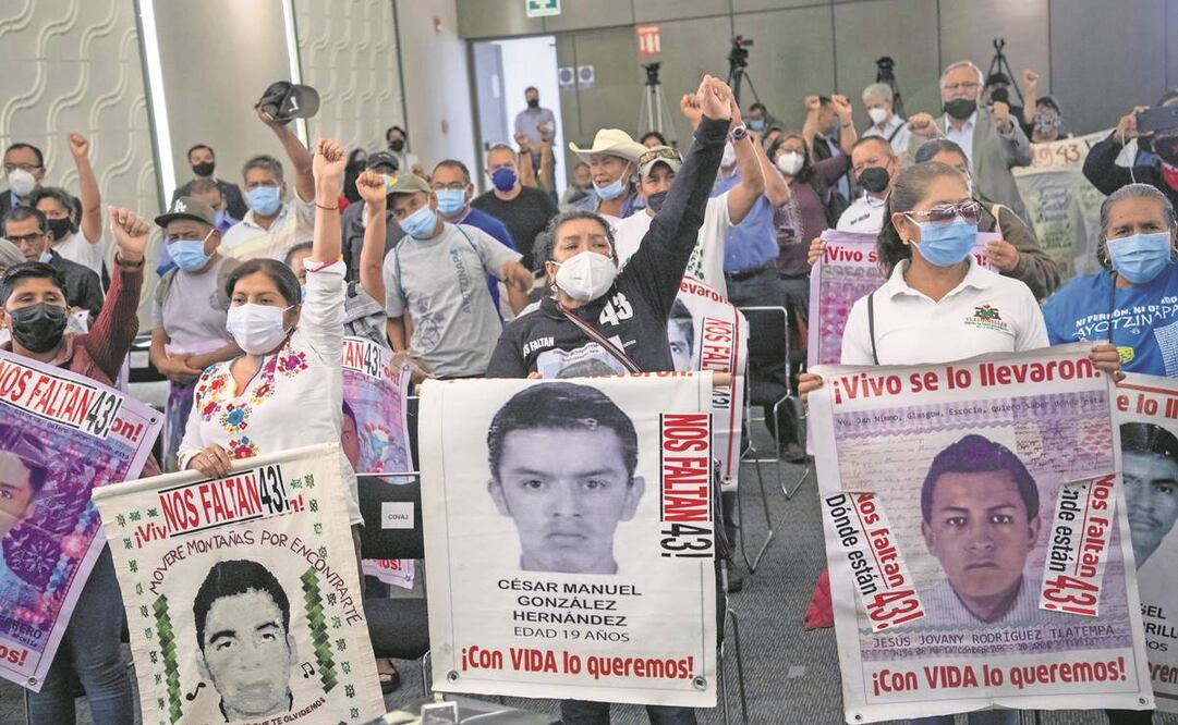Los familiares de los normalistas opinaron que el Presidente no muestra su voluntad política para resolver el caso. Foto: Archivo EL UNIVERSAL