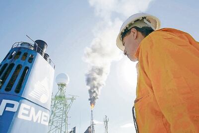 Pemex oculta gastos de mantenimiento: PAN 