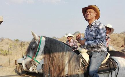 Aristóteles Sandoval repudia asesinato de edil en Jalisco