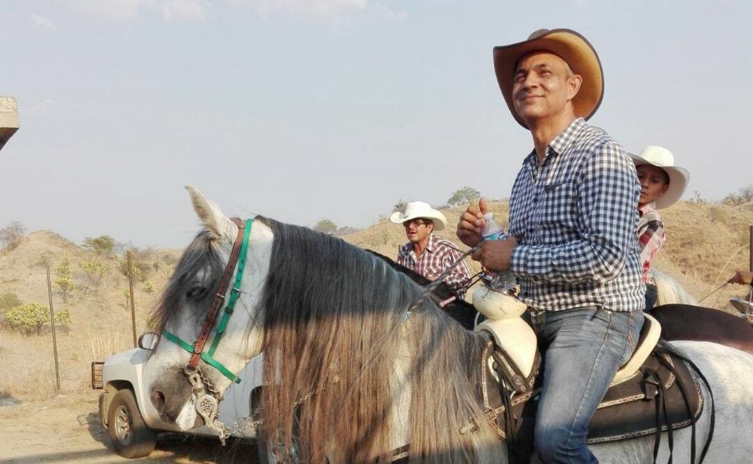 (Foto: Tomada de Facebook) Juan Carlos Andrade alcalde con licencia del municipio de Jilotlán de los Dolores