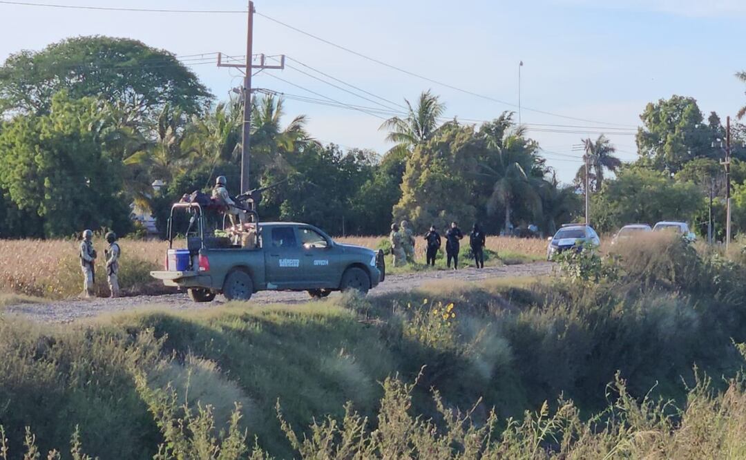 Ataques armados en Navolato; ejército abate a un civil y detiene a cuatro más. Foto: Especial