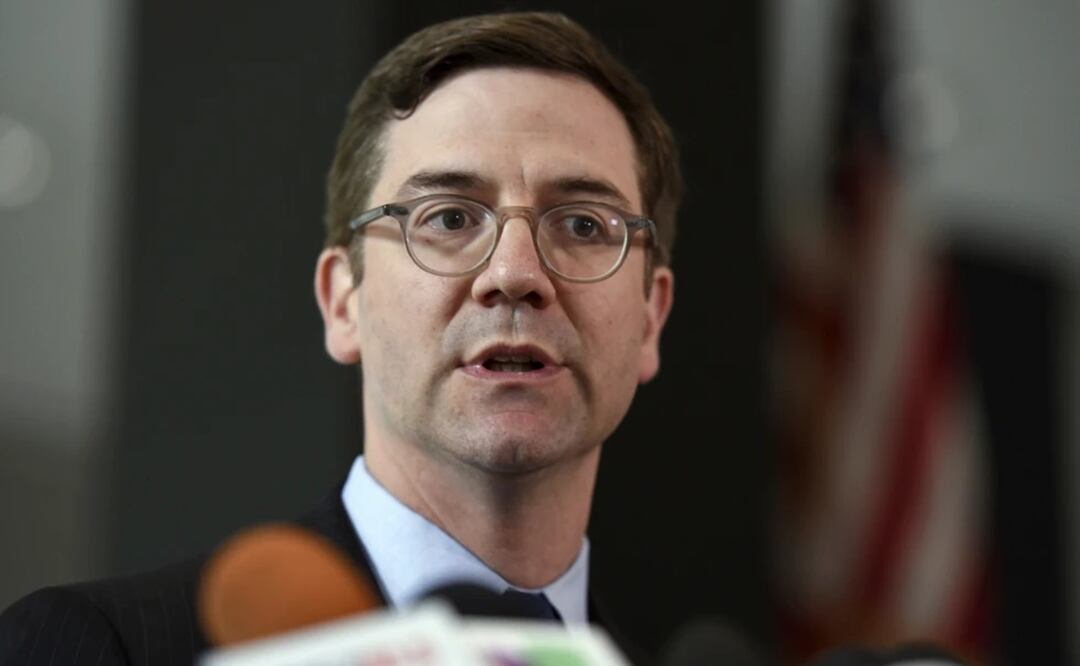 El abogado del municipio de Chicago, Ed Siskel, habla en conferencia de prensa en Chicago, 7 de agosto de 2017. Foto: AP