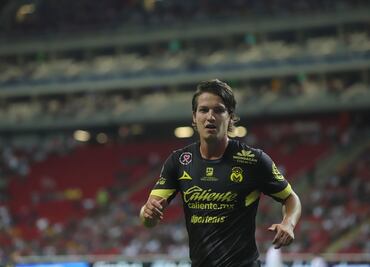 Duele ver a Chivas perder: Carlos Fierro