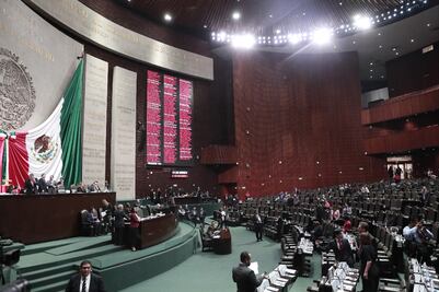 Cámara de Diputados revisa ya los videos de la presunta retención de periodistas