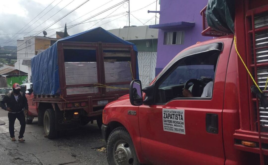 EZLN entrega a maestros 10 toneladas de ayuda 