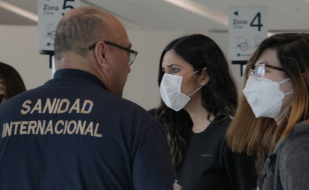 Regresan estudiantes de Jalisco que se encontraban en China